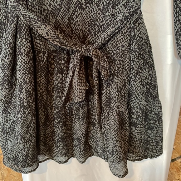 Dynamite snakeskin print dress - Picture 4 of 6